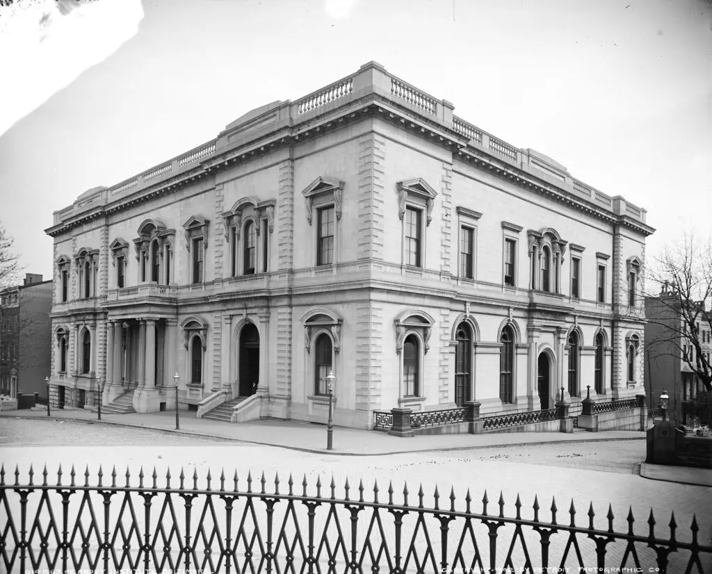 Peabody Institute in 1902