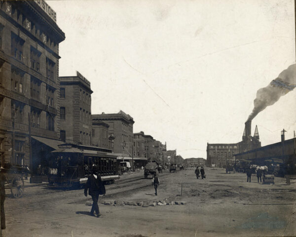 100 block of E. Pratt St. in 1908